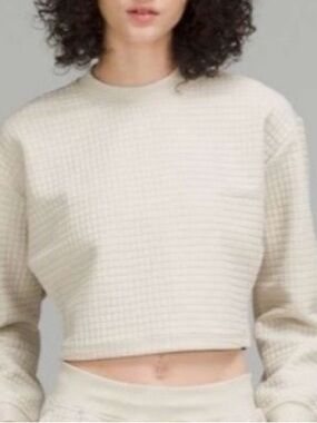 Lululemon Lab Textured Grid Cropped Pullover Cream  Size 4 EUC RARE